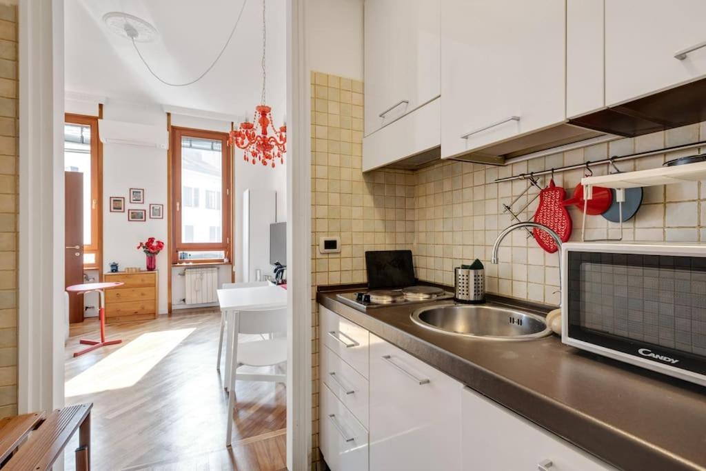 Easylife - Bello E Luminoso Flat In Zona Centrale Милан Экстерьер фото